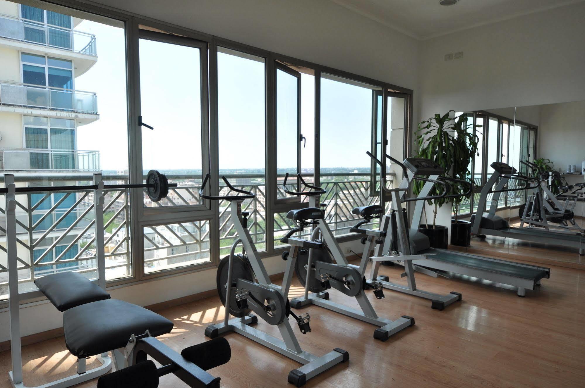 Amerian Executive 4*