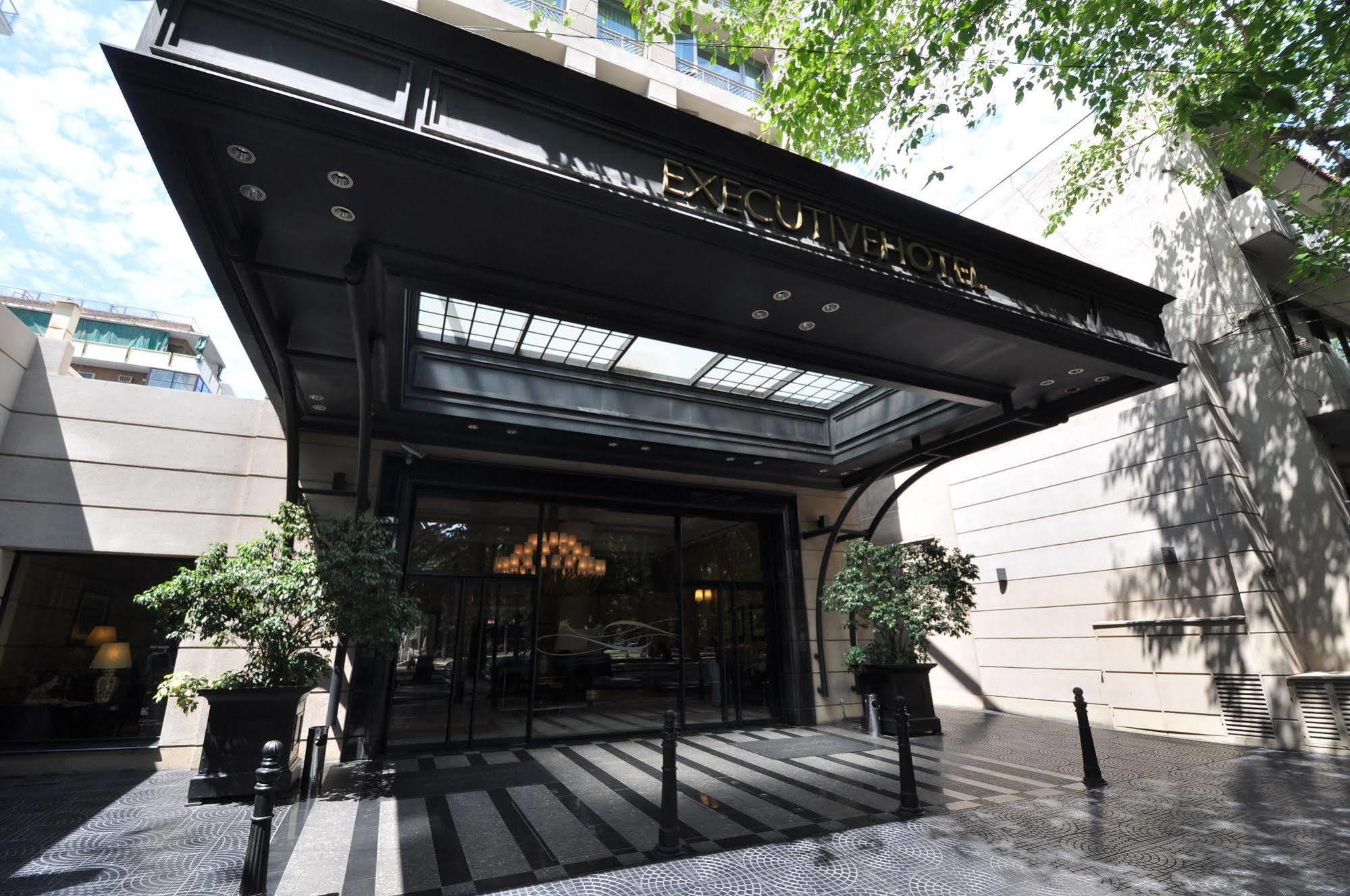 Amerian Executive 4*