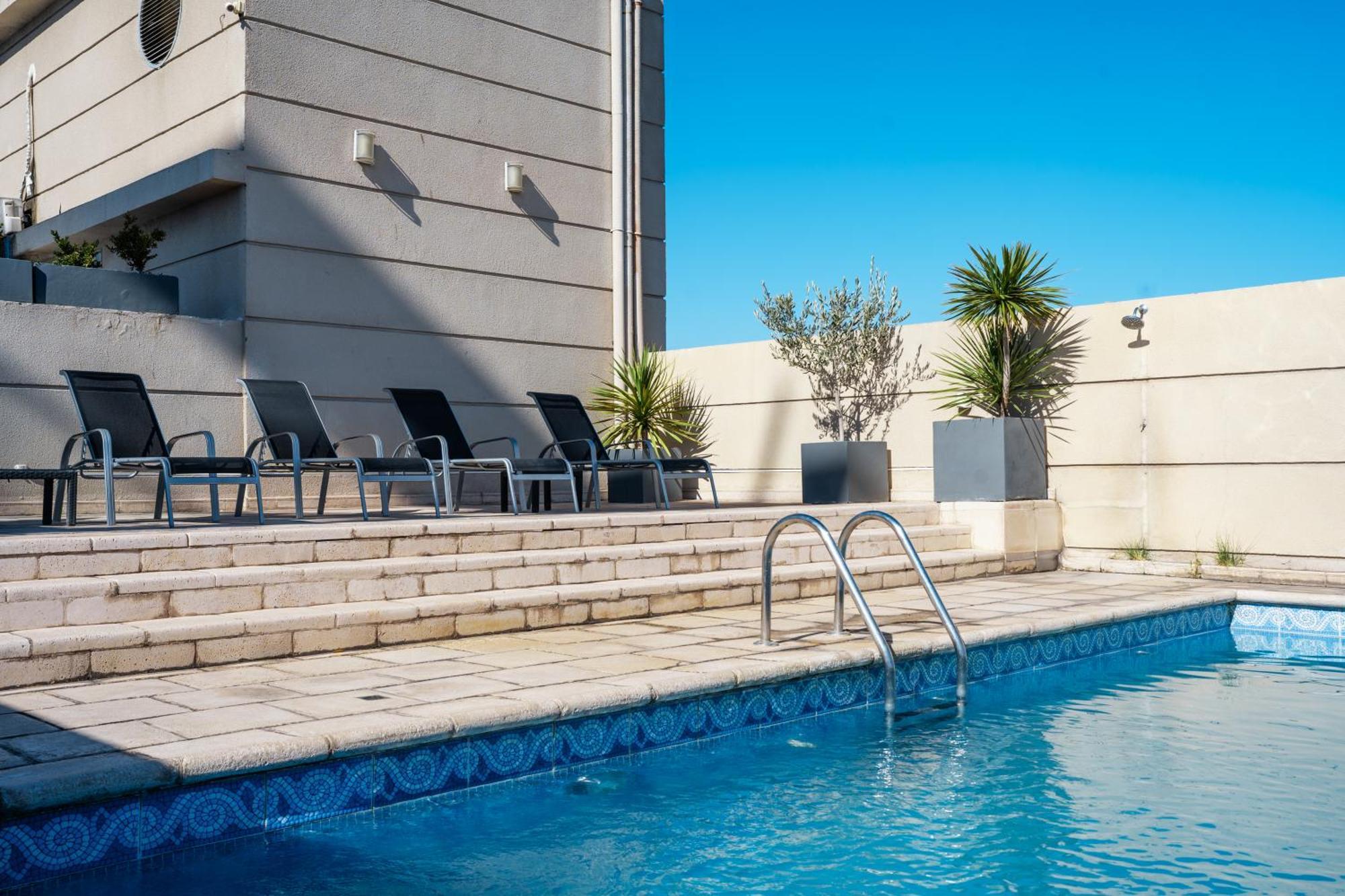 Hotel Amerian Executive Mendoza